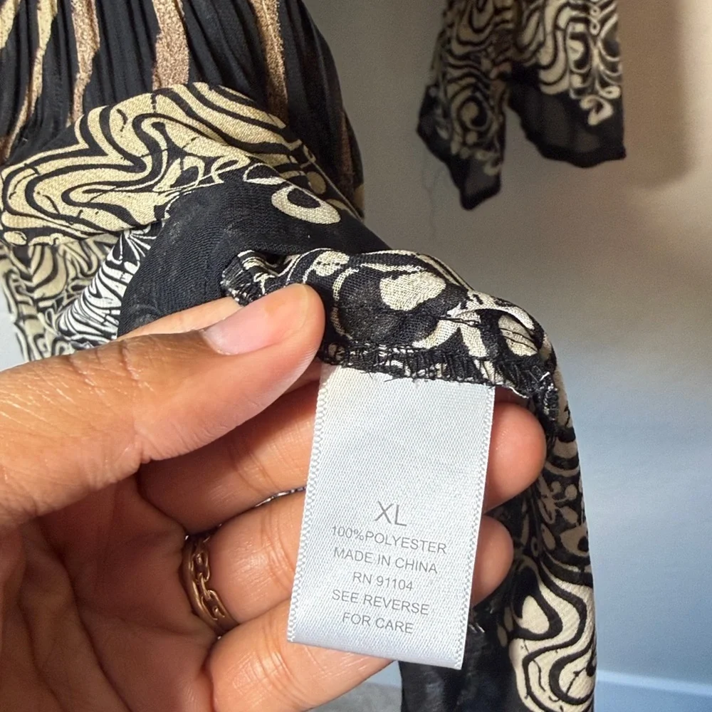 Dress Barn Sequin Animal Print Sheer Crinkle Shirt Blouse Size XL - Picture 5 of 6